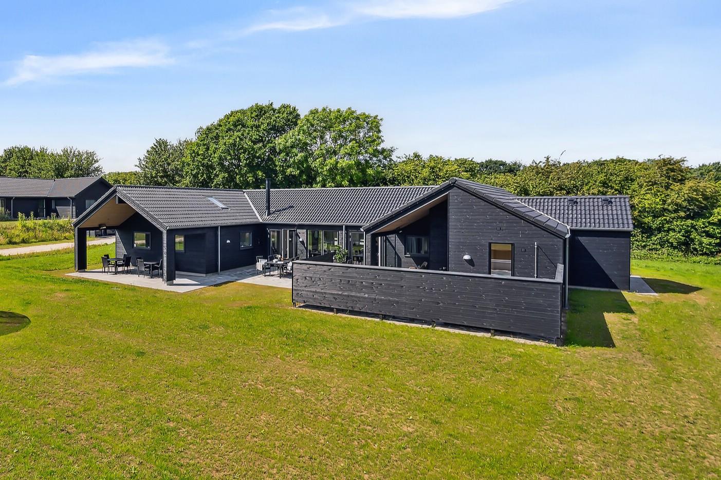Sommerhus til 16 personer ved Ålbæk