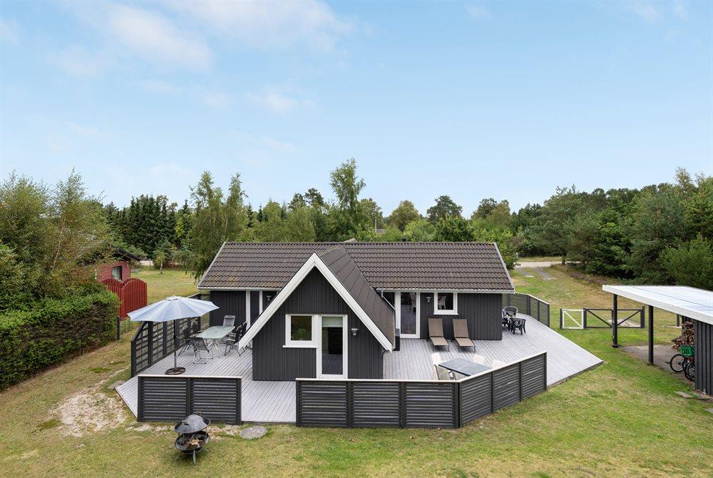 Sommerhus til 6 personer ved Hou