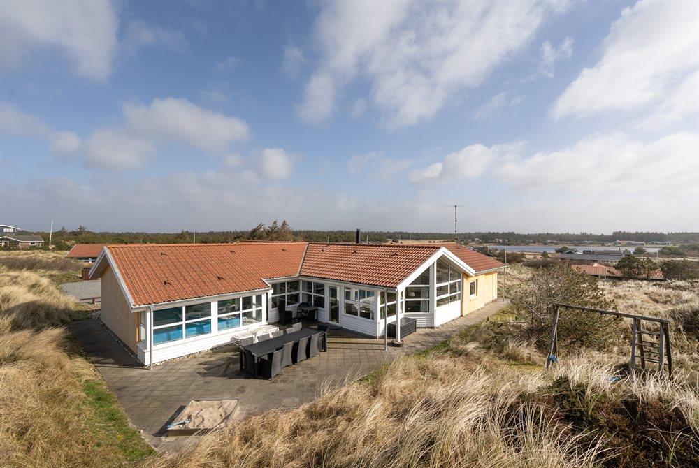 Sommerhus til 12 personer ved Vejers Strand