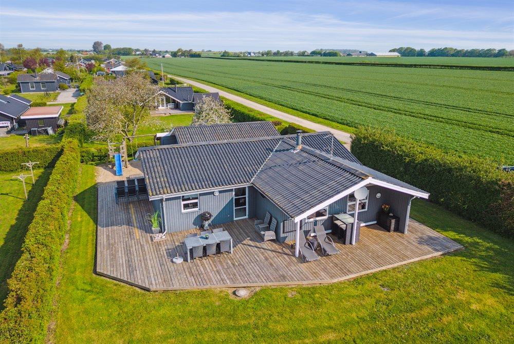 Sommerhus til 6 personer ved Flovt