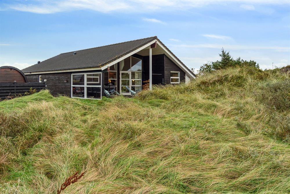 Sommerhus til 8 personer ved Lild Strand