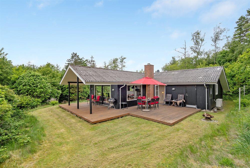 Sommerhus til 6 personer ved Hostrup