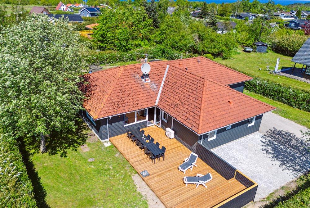Sommerhus til 12 personer ved Bønnerup Strand