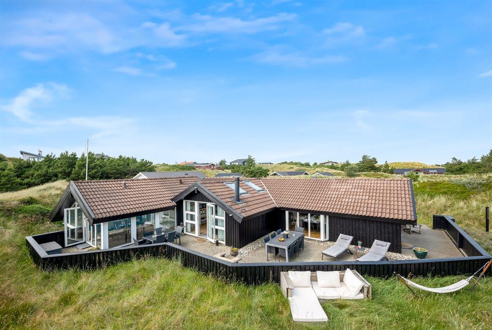 Sommerhus til 8 personer ved Vejers Strand