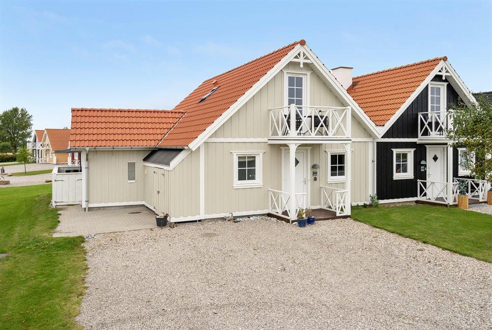 Sommerhus til 8 personer ved Bro Strand