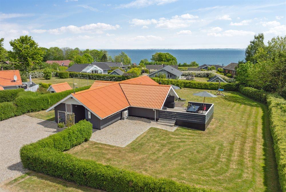 Sommerhus til 7 personer ved Mommark