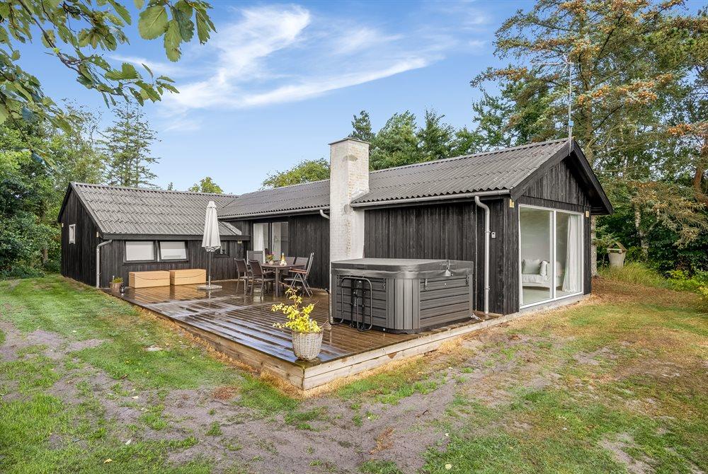 Sommerhus til 6 personer ved Hou
