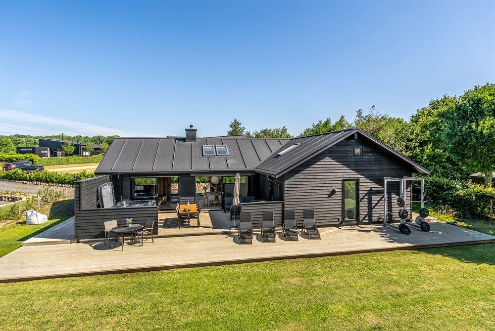 Sommerhus til 8 personer ved Saksild Strand