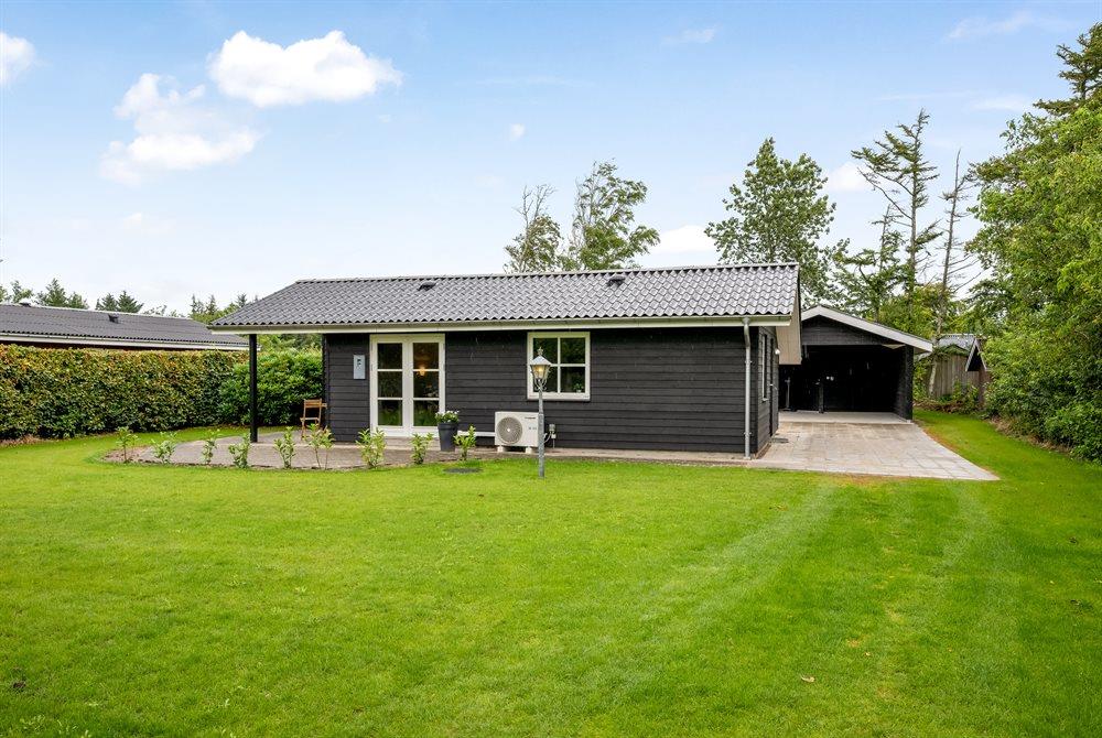 Sommerhus til 4 personer ved Skaven Strand