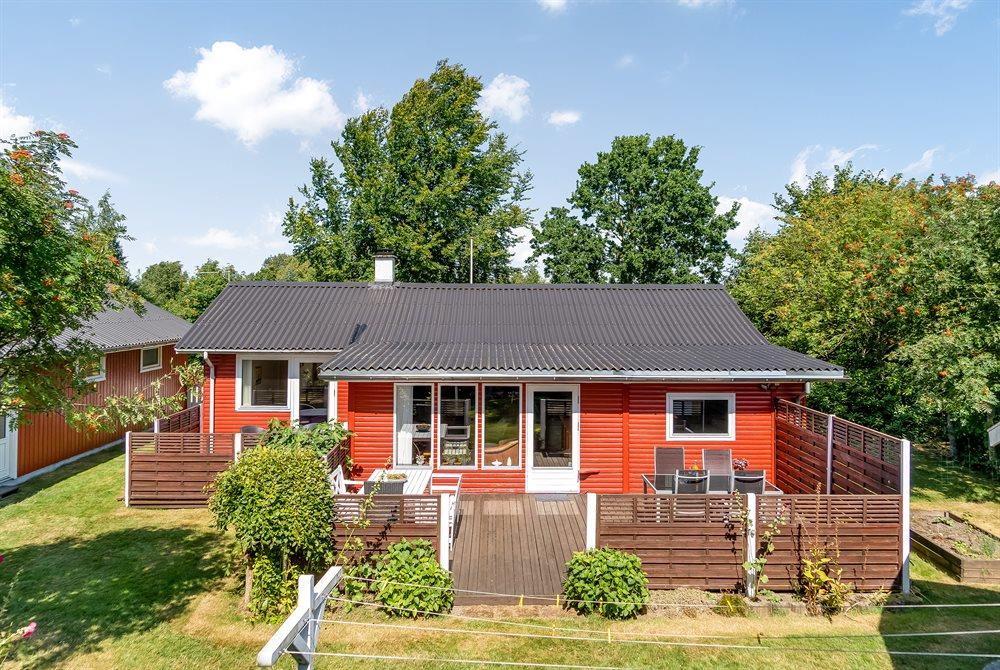 Sommerhus til 6 personer ved Egense
