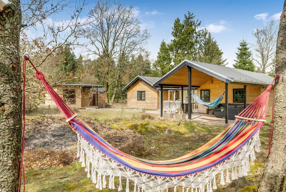 Sommerhus til 6 personer ved Lønne