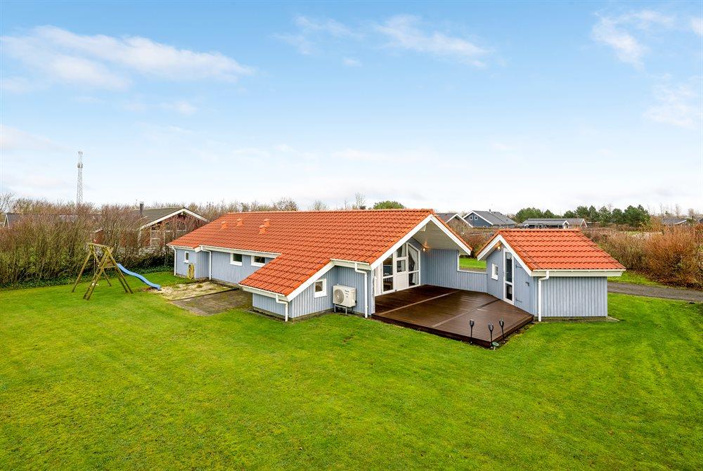 Sommerhus til 6 personer ved Skaven Strand