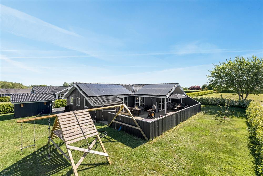 Sommerhus til 10 personer ved Flovt