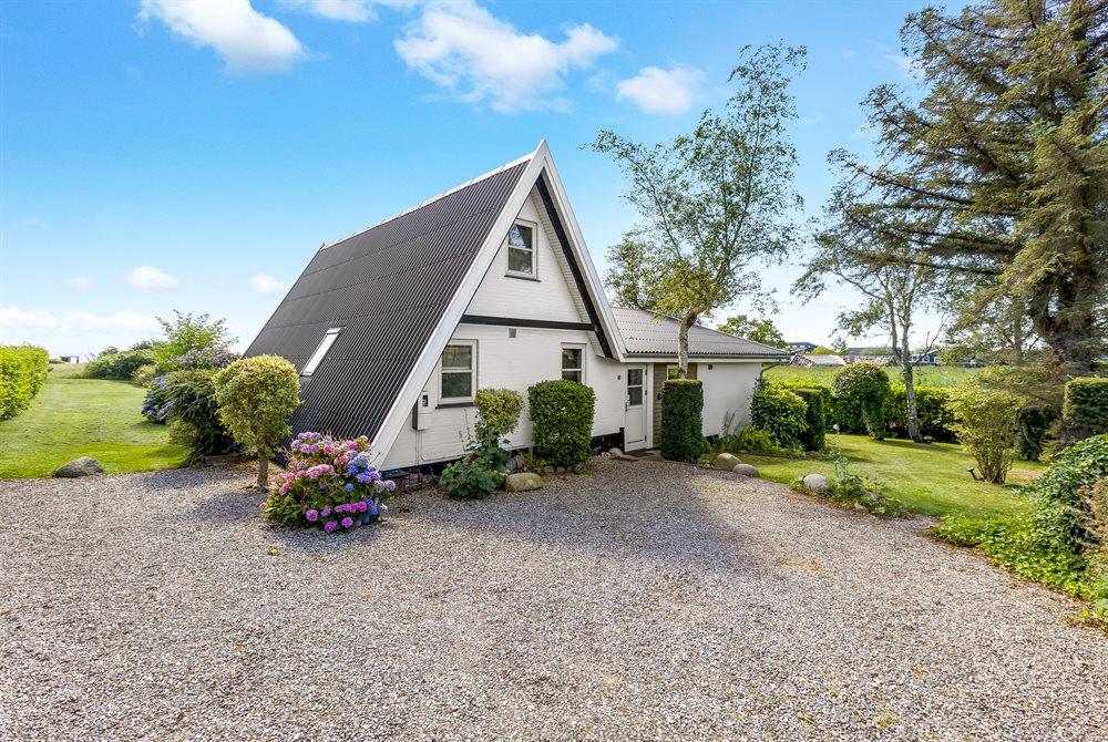 Sommerhus til 6 personer ved Flovt