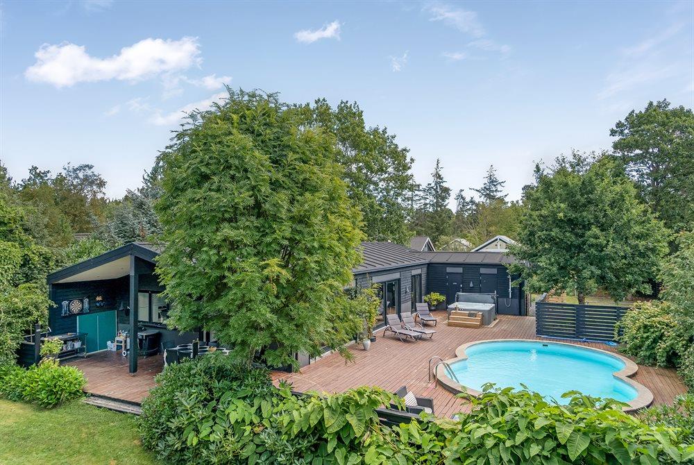 Sommerhus til 9 personer ved Hou