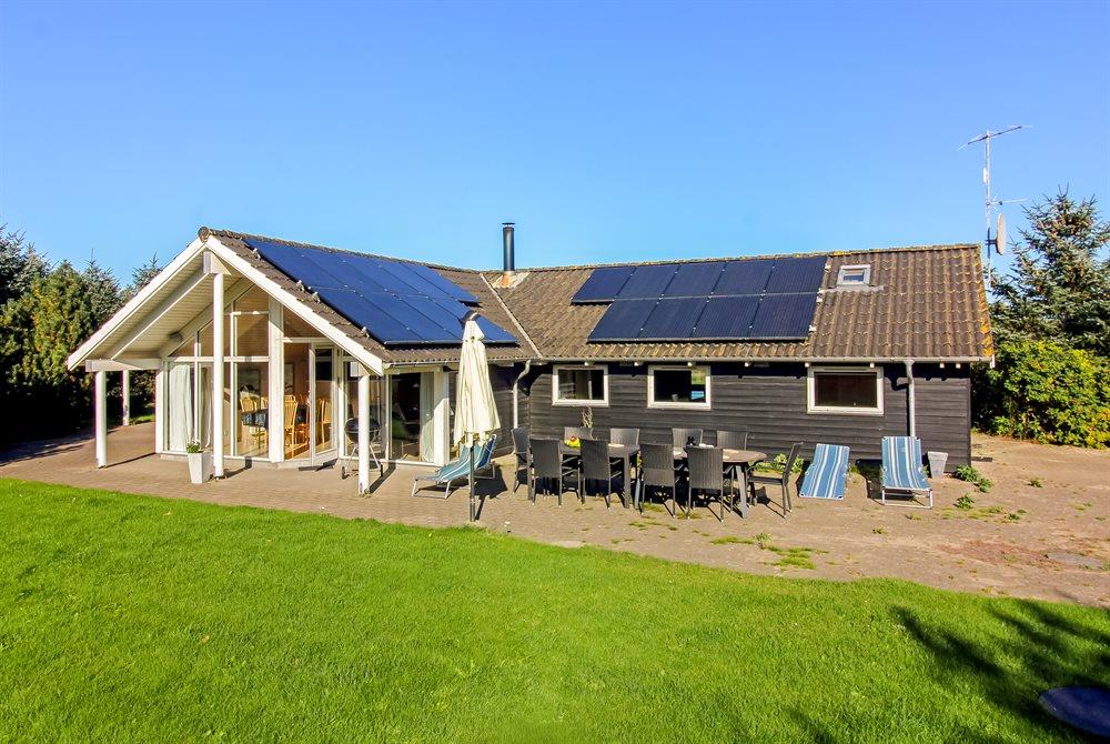 Sommerhus til 10 personer ved Nr. Lyngby