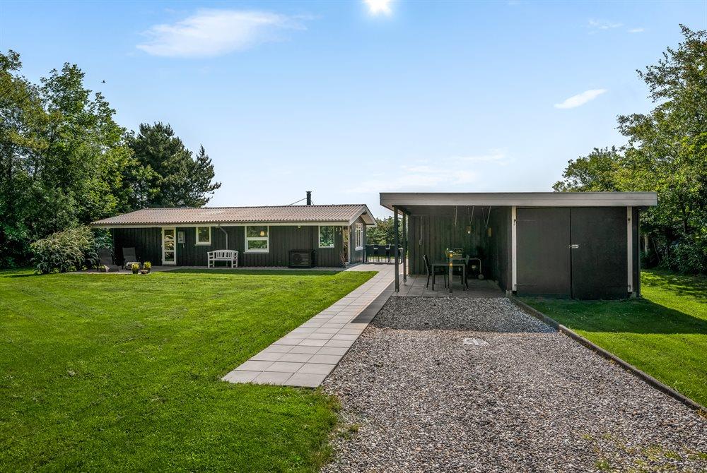 Sommerhus til 6 personer ved Skaven Strand
