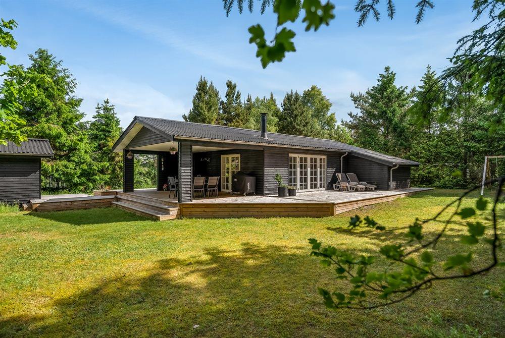 Sommerhus til 6 personer ved Hou