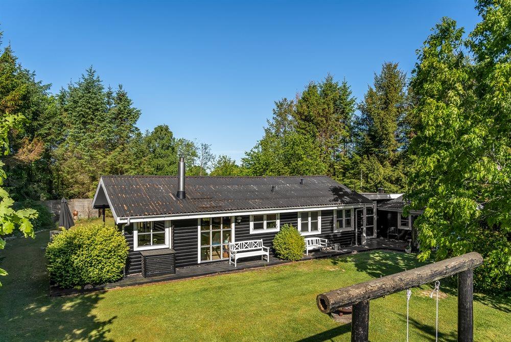 Sommerhus til 8 personer ved Egense