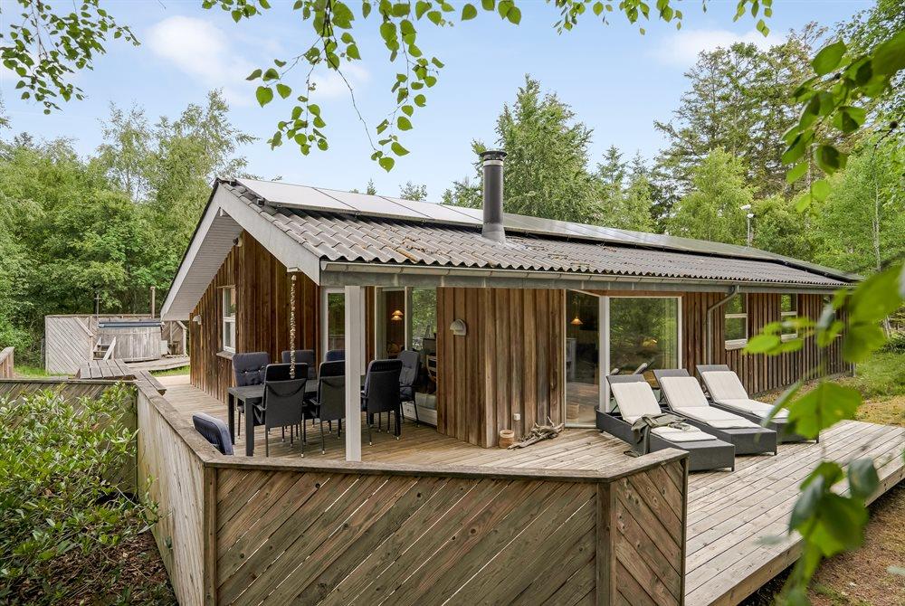 Sommerhus til 10 personer ved Bisnap, Hals