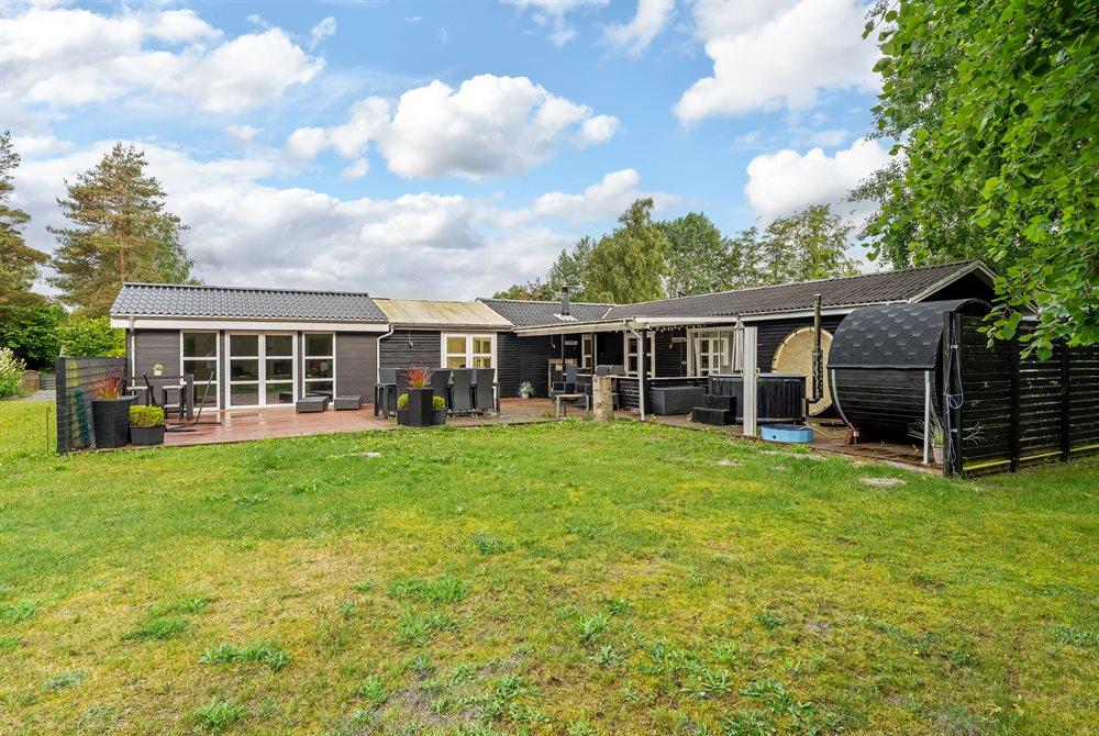 Sommerhus til 12 personer ved Bisnap, Hals