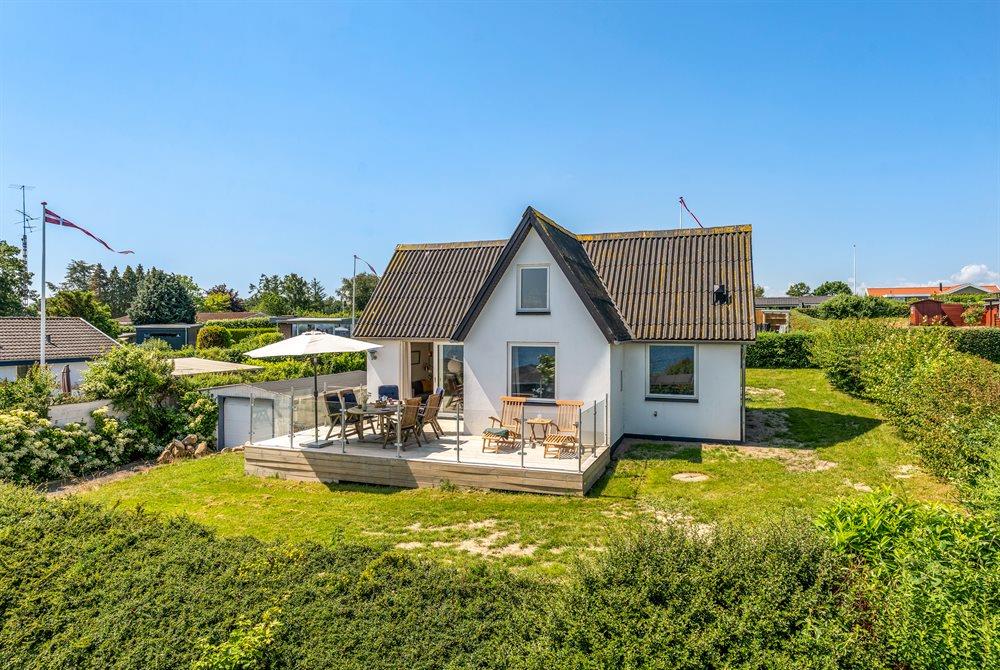 Sommerhus til 6 personer ved Mørkholt