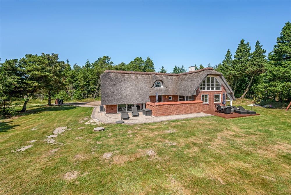 Sommerhus til 12 personer ved Blåvand