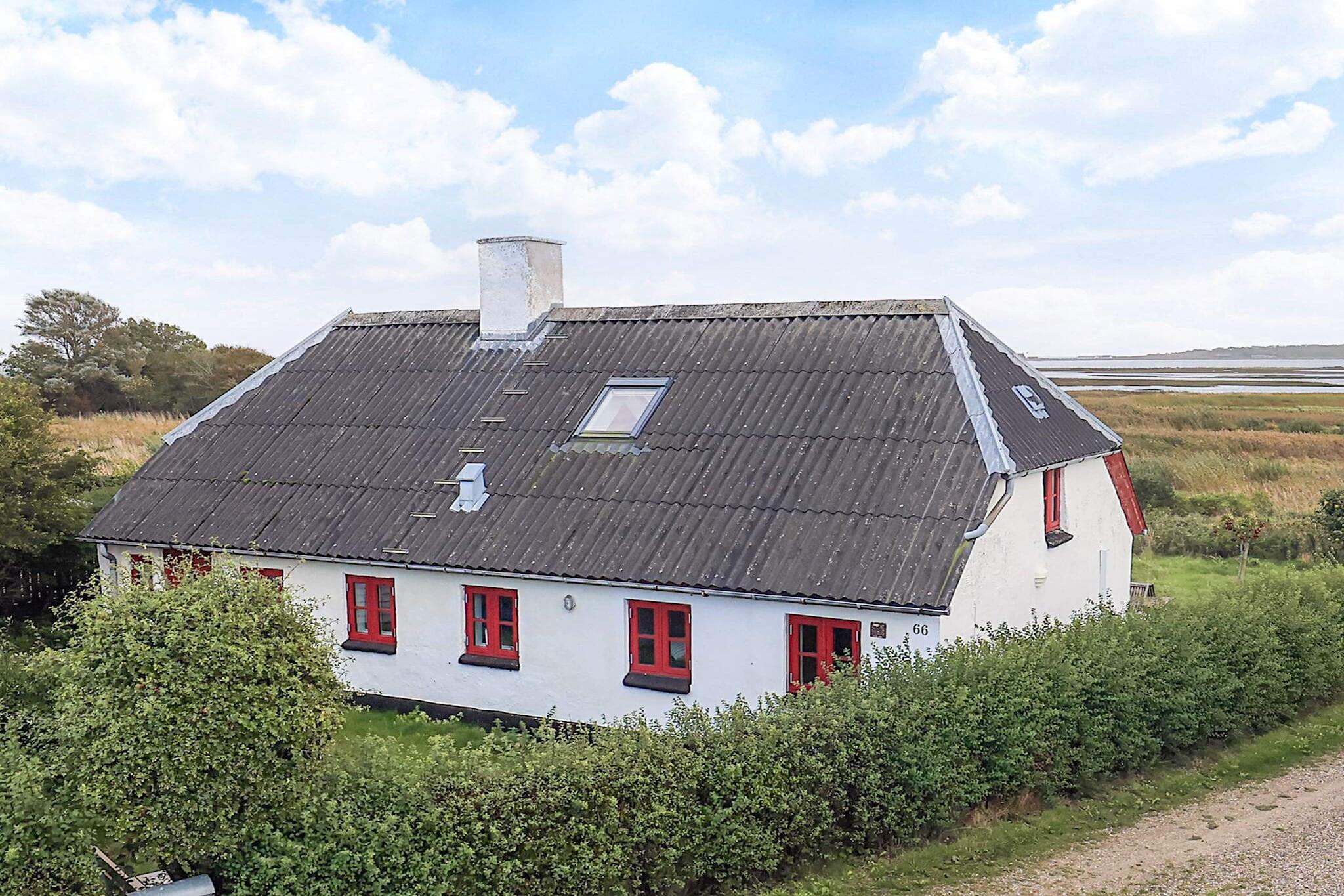 Sommerhus til 5 personer ved Vesløs