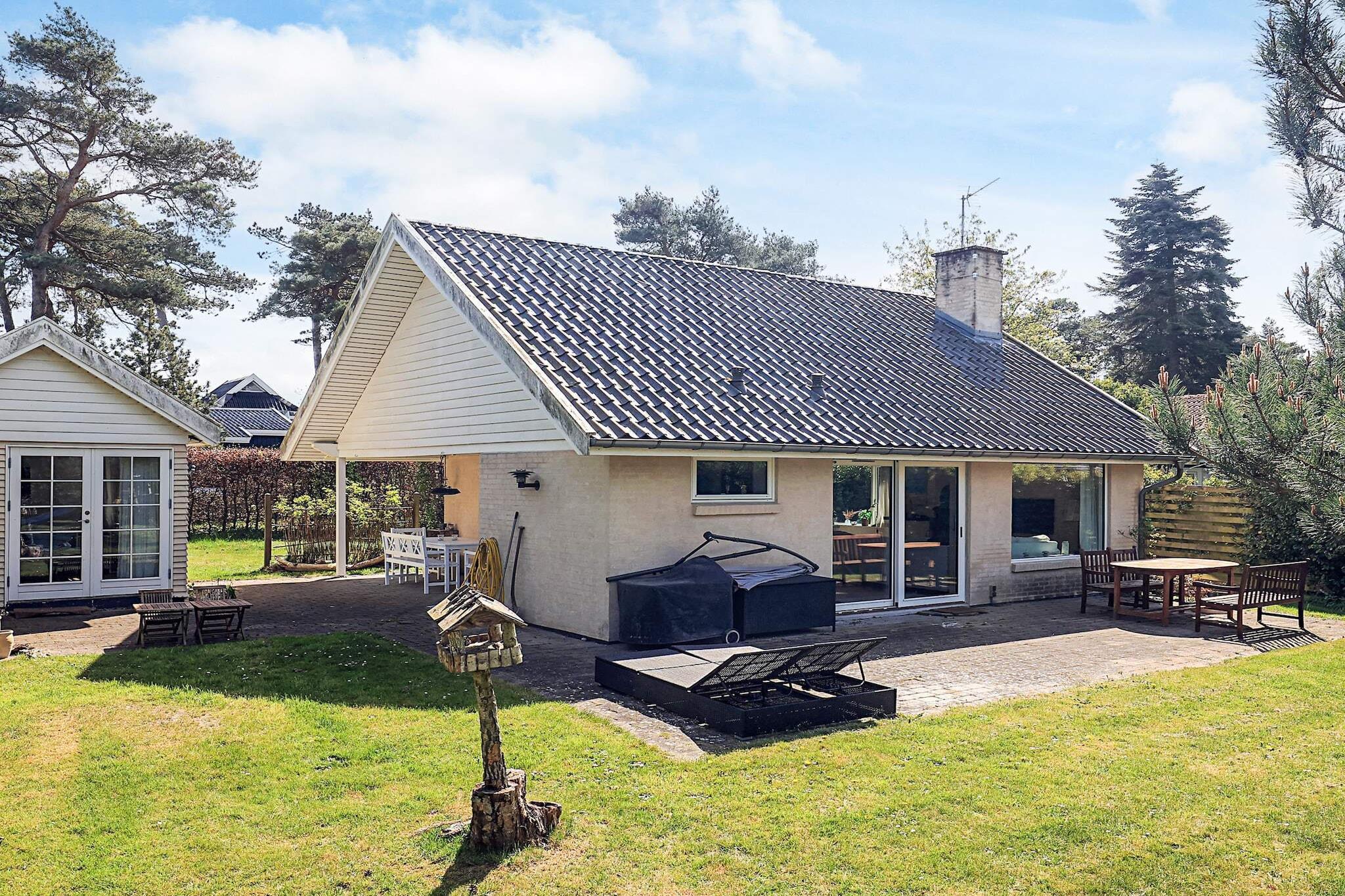 Sommerhus til 6 personer ved Idestrup