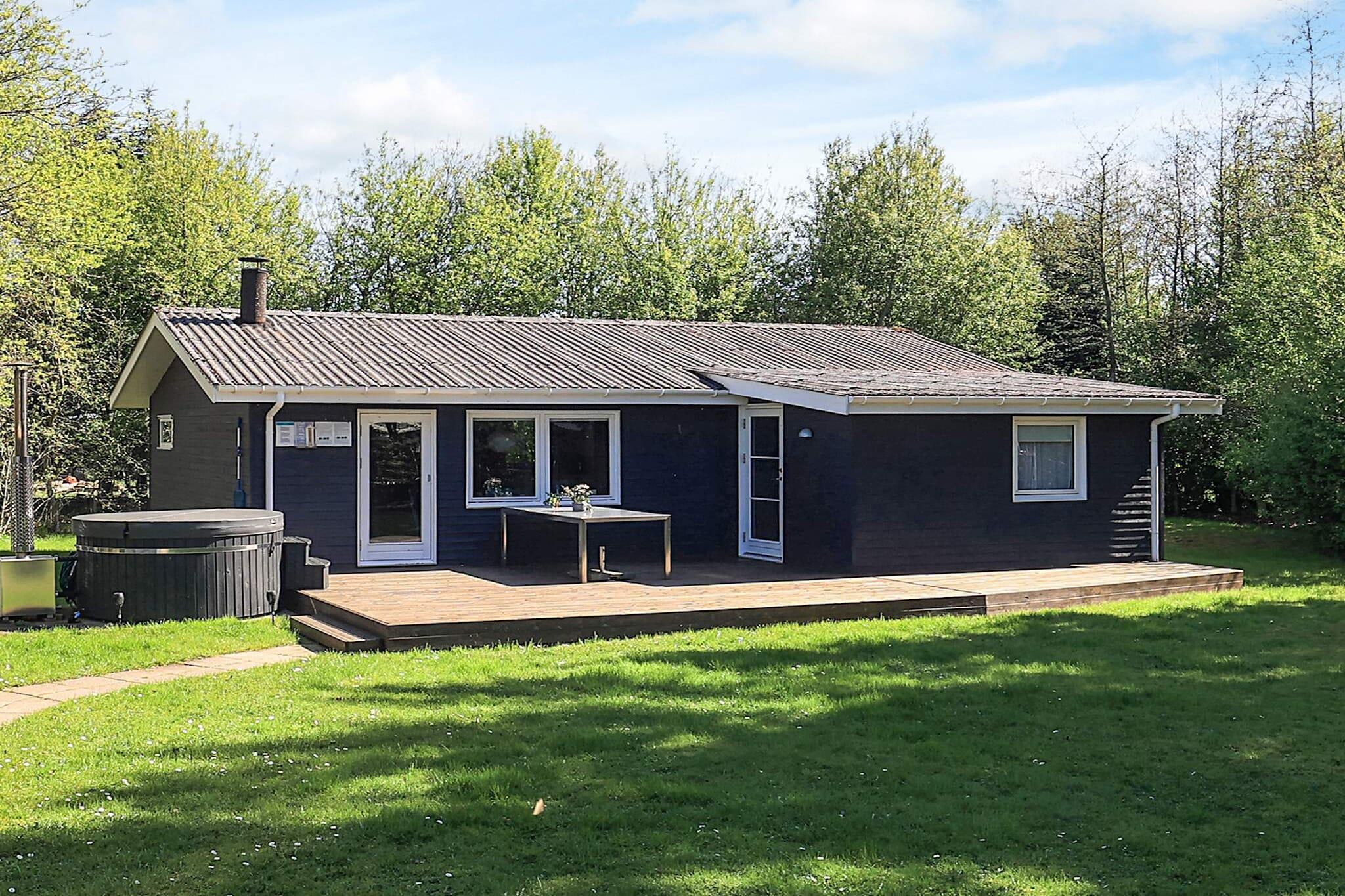 Sommerhus til 6 personer ved Hals