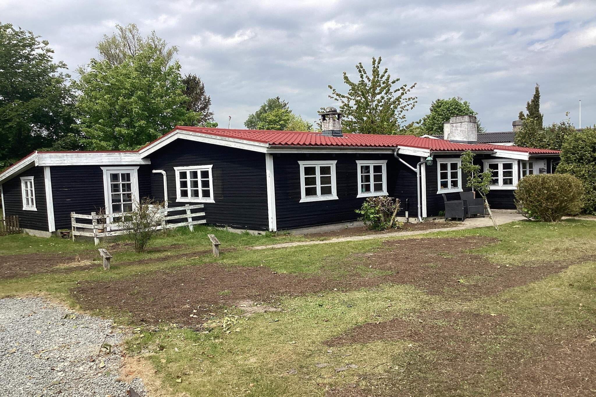 Sommerhus til 6 personer ved Væggerløse