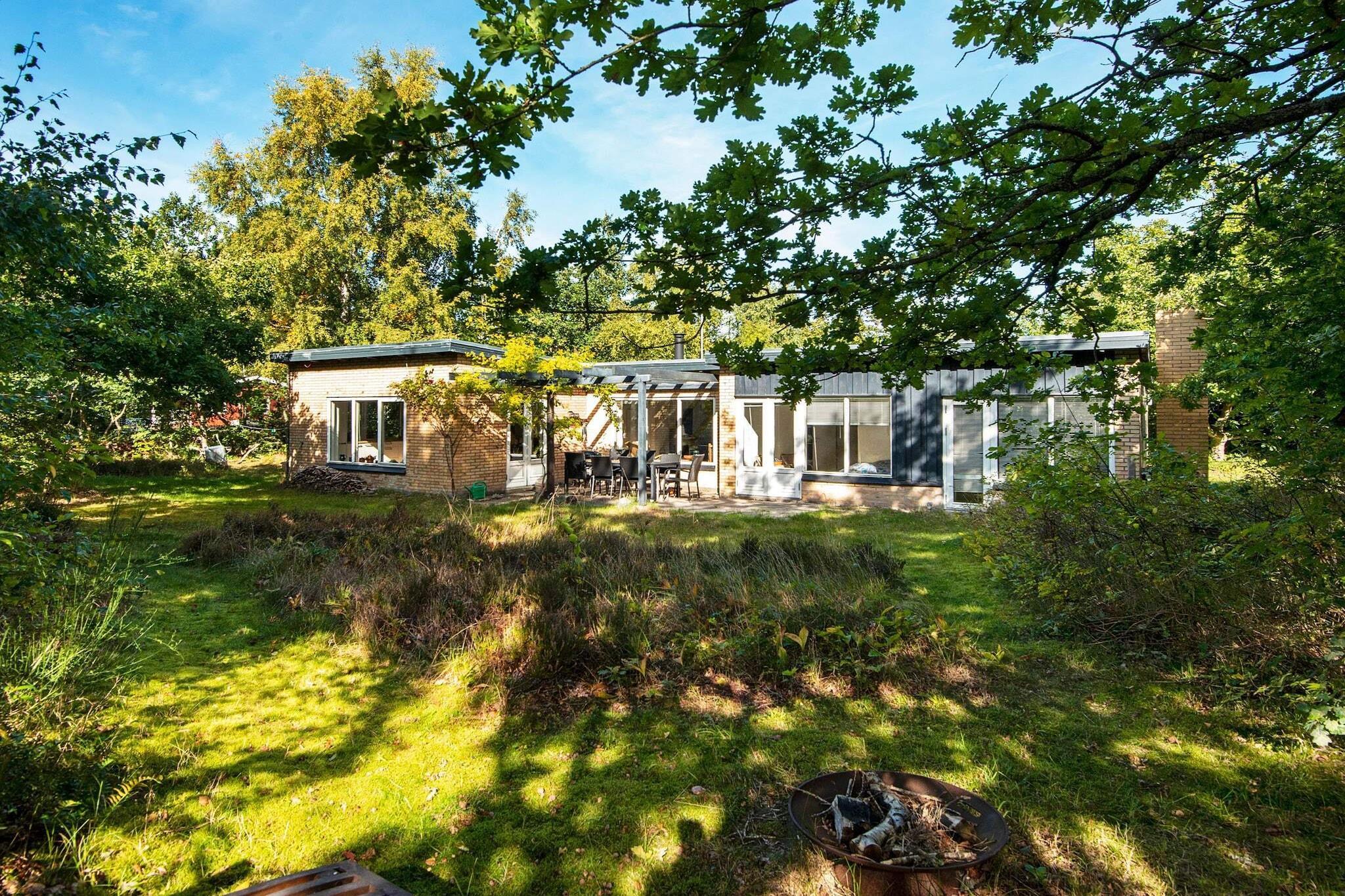Sommerhus til 7 personer ved Glesborg