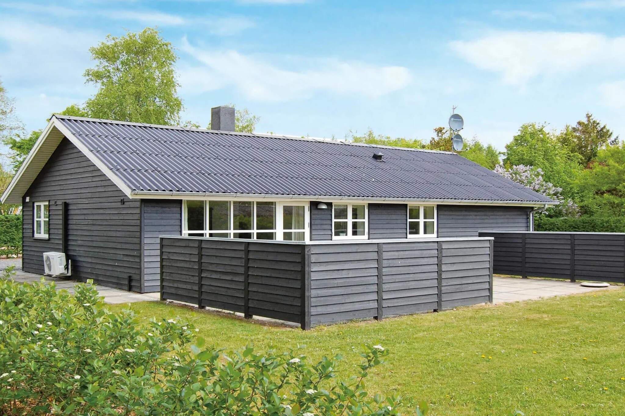 Sommerhus til 6 personer ved Ansager