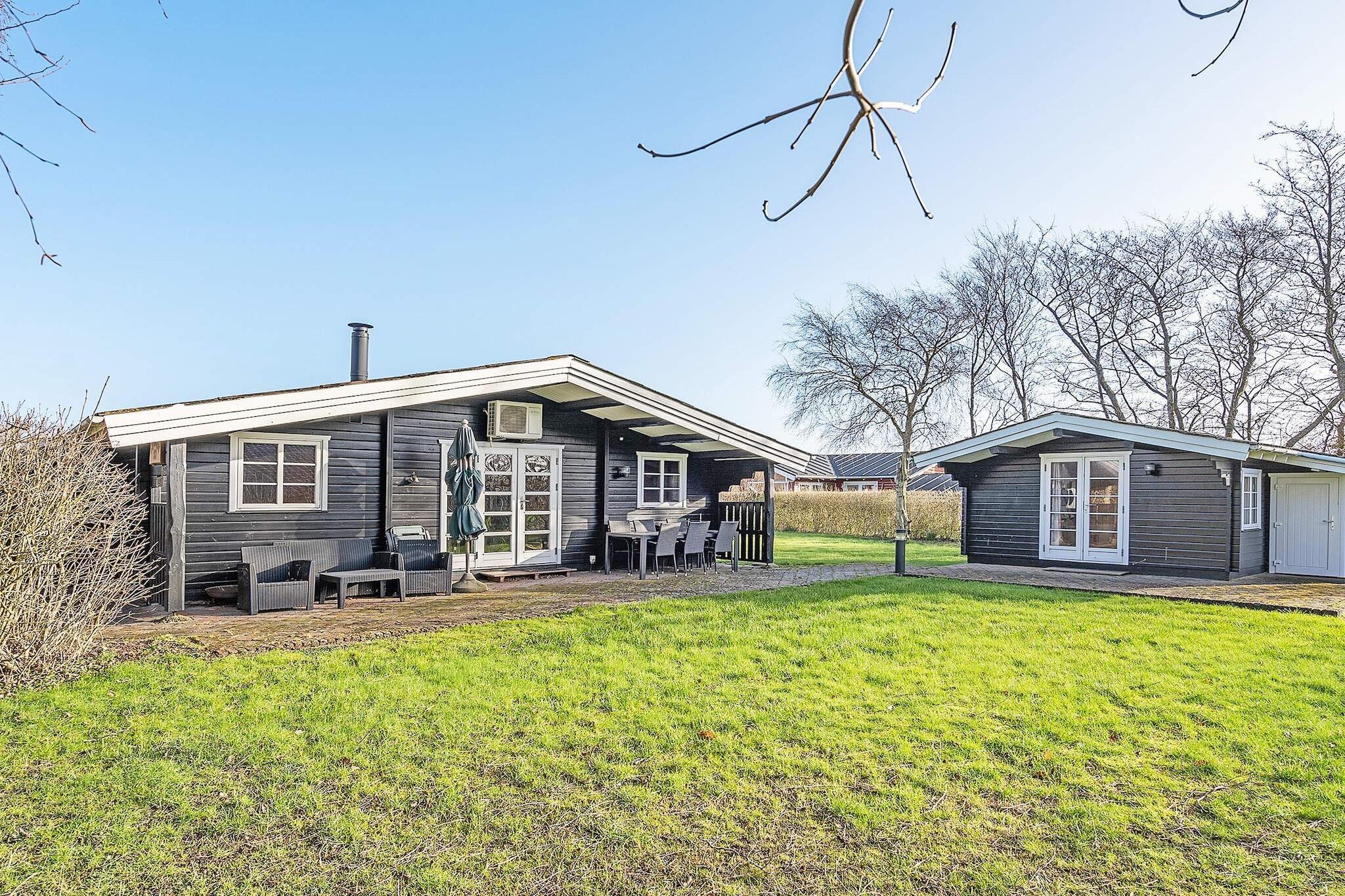 Sommerhus til 6 personer ved Hemmet