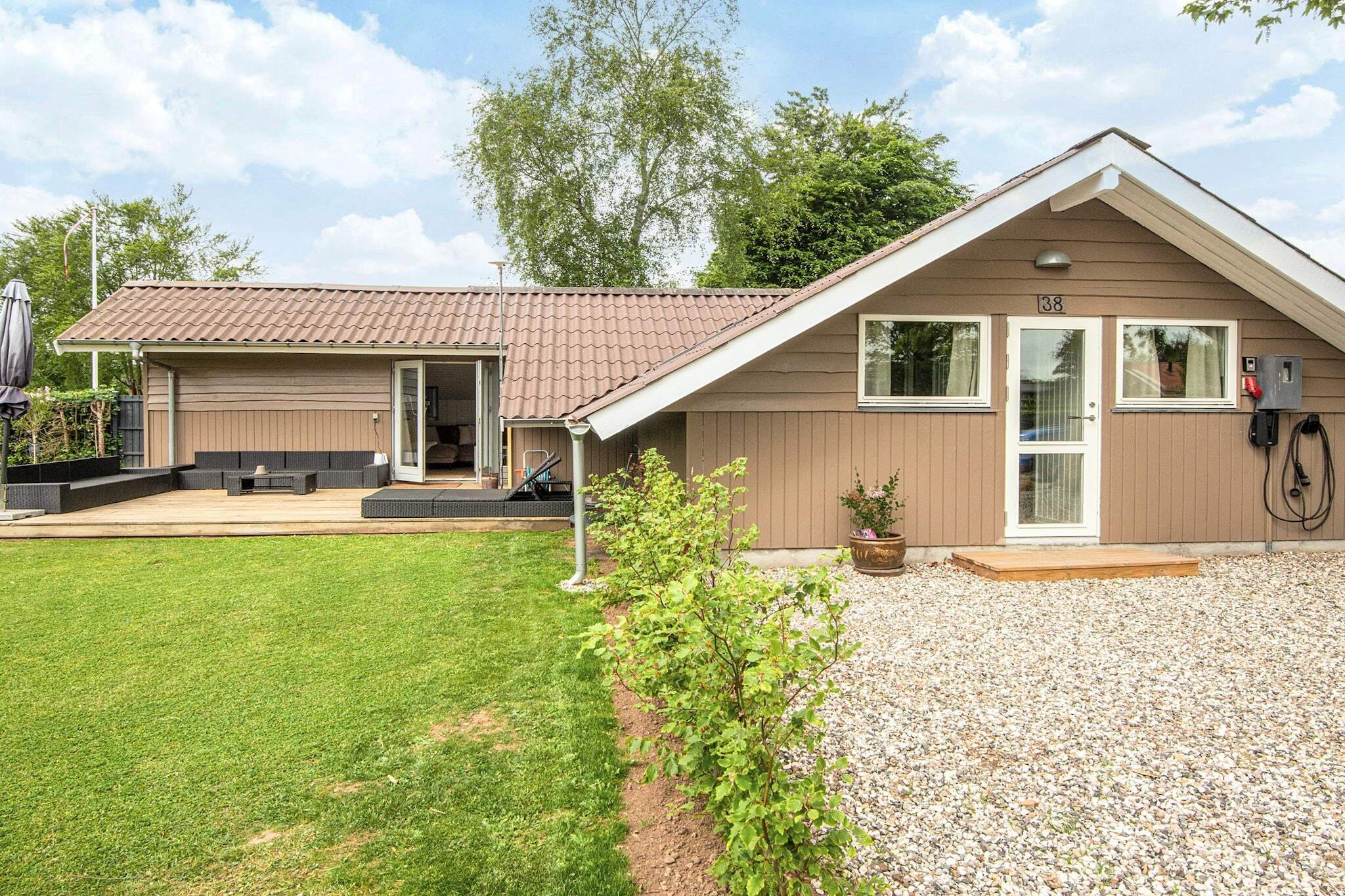 Sommerhus til 8 personer ved Hejls