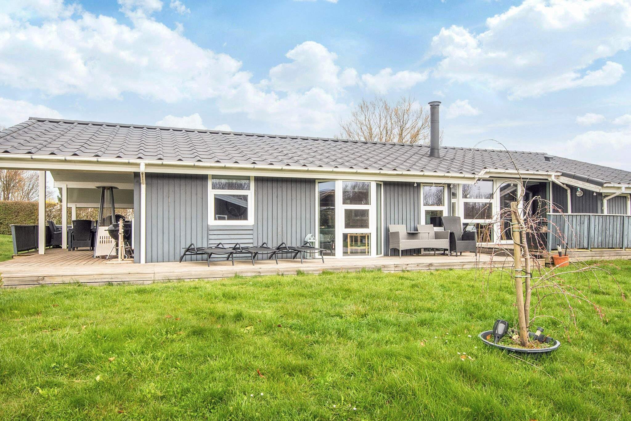 Sommerhus til 8 personer ved Juelsminde