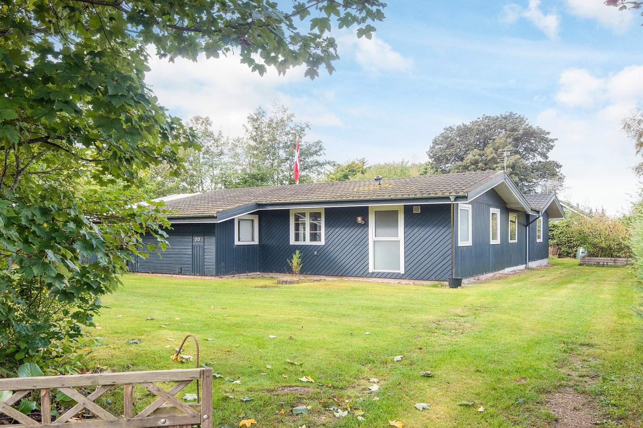 Sommerhus til 8 personer ved Fårvang